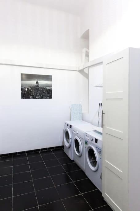 Central Budget Lofts Appartement Boedapest Buitenkant foto