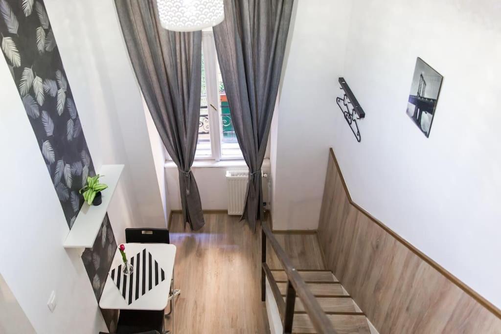 Central Budget Lofts Appartement Boedapest Buitenkant foto