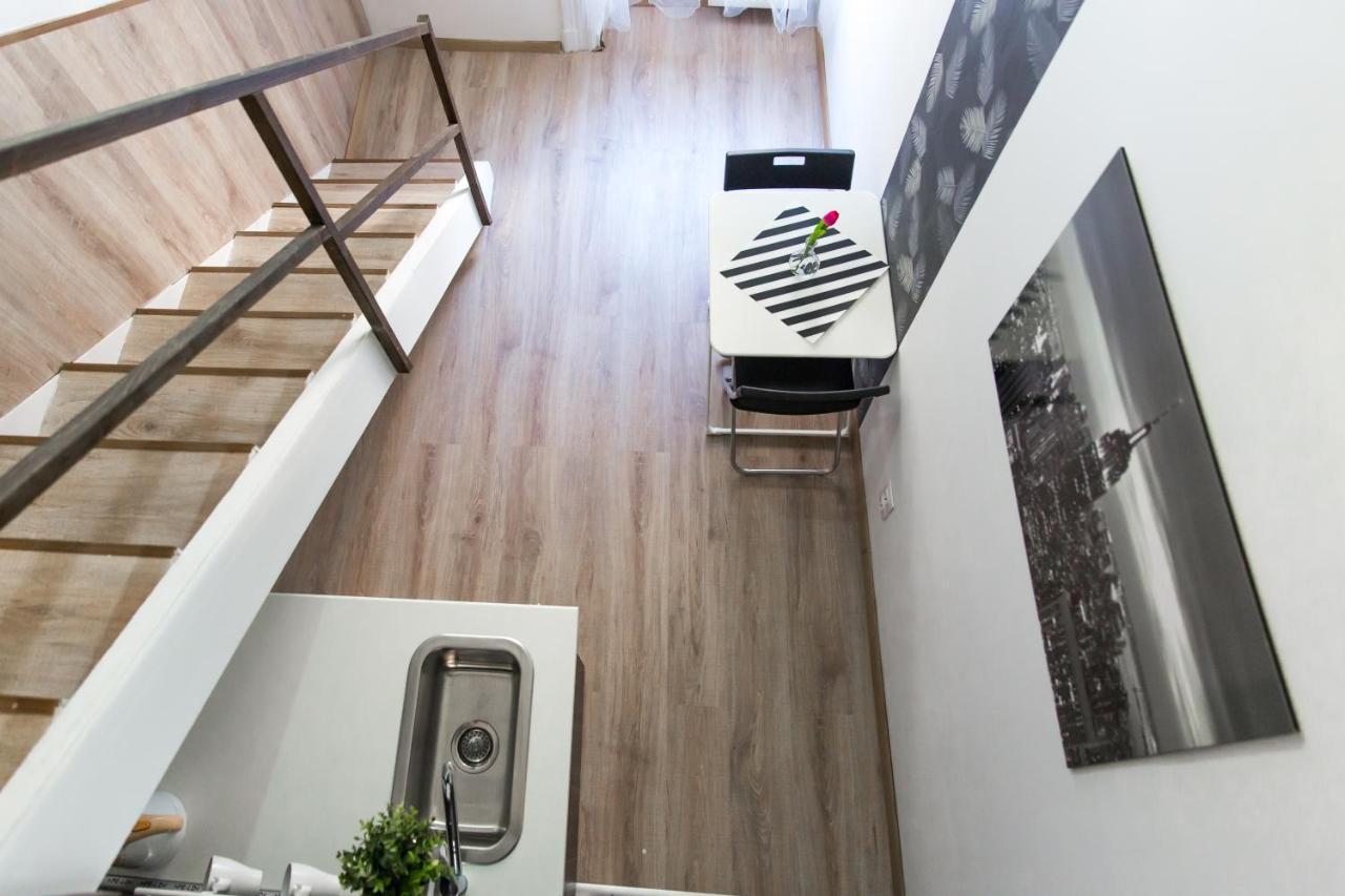 Central Budget Lofts Appartement Boedapest Buitenkant foto