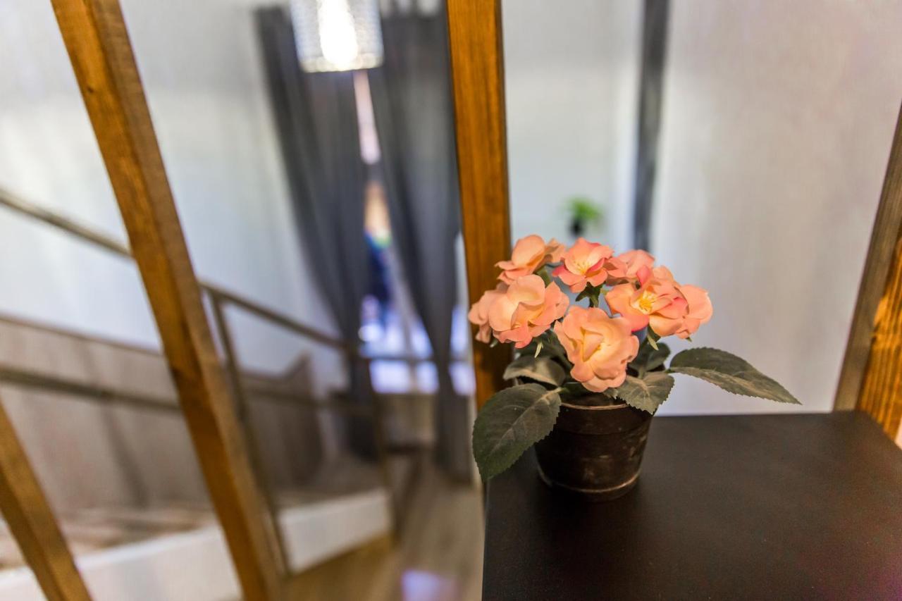 Central Budget Lofts Appartement Boedapest Buitenkant foto