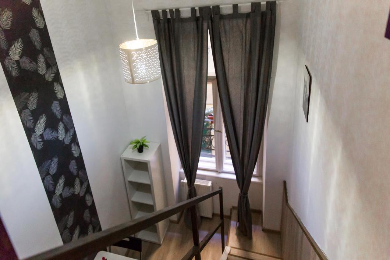 Central Budget Lofts Appartement Boedapest Buitenkant foto