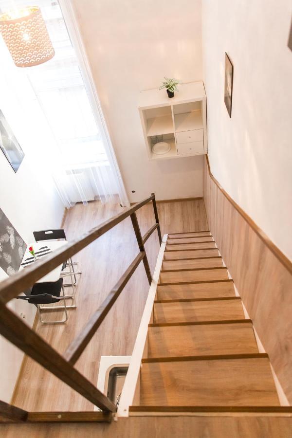 Central Budget Lofts Appartement Boedapest Buitenkant foto