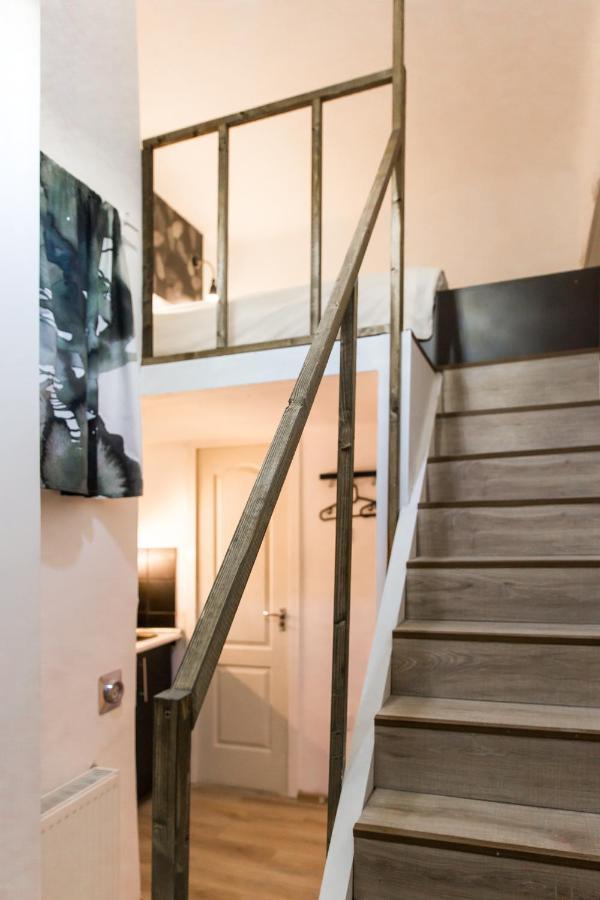 Central Budget Lofts Appartement Boedapest Buitenkant foto