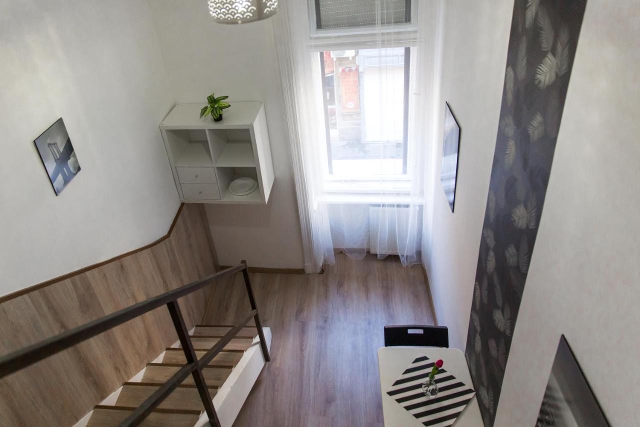 Central Budget Lofts Appartement Boedapest Buitenkant foto