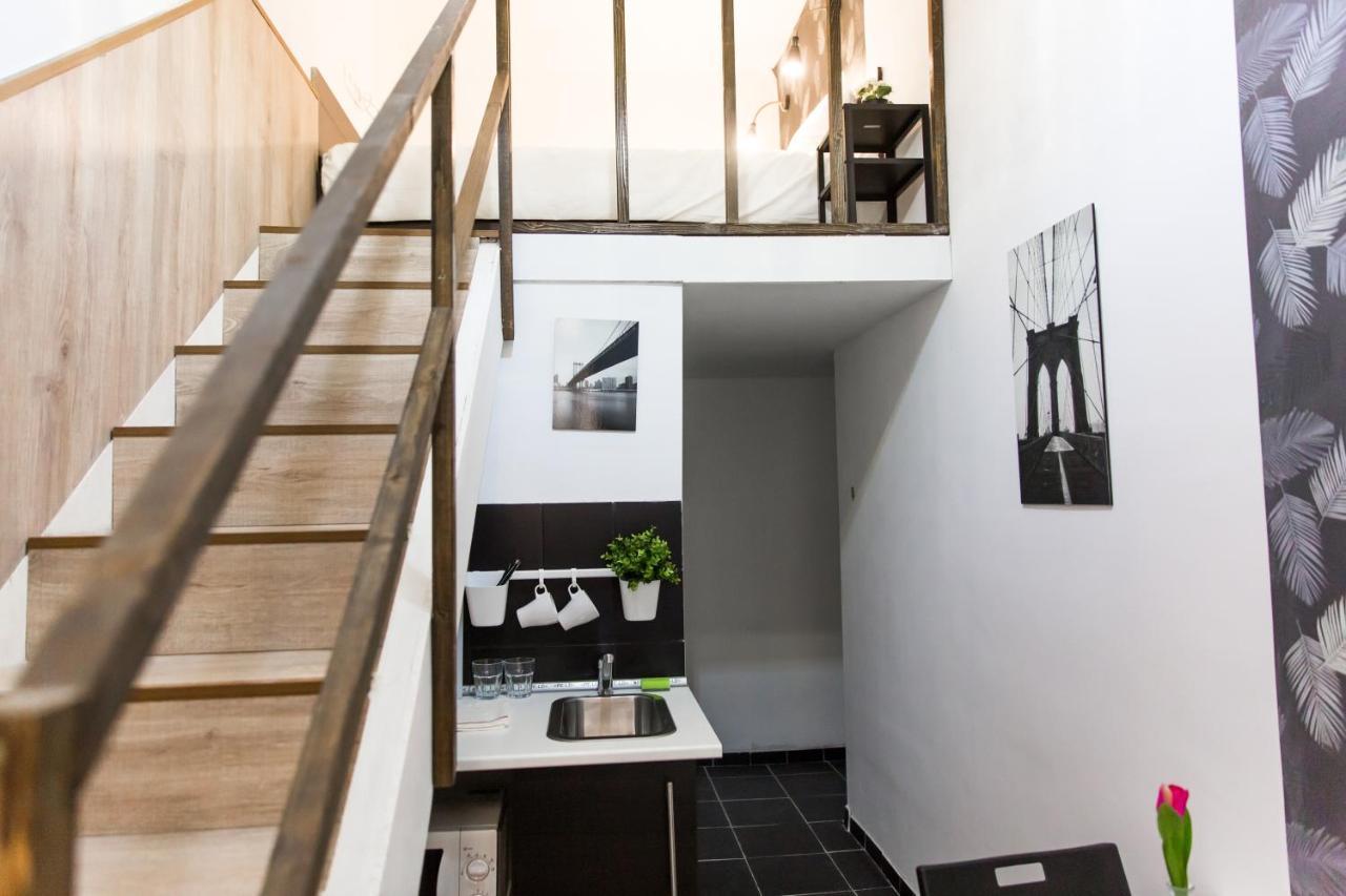 Central Budget Lofts Appartement Boedapest Buitenkant foto