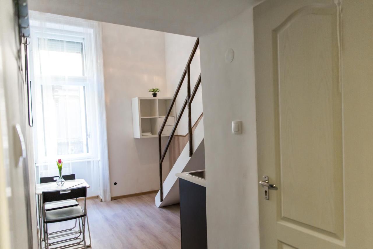 Central Budget Lofts Appartement Boedapest Buitenkant foto