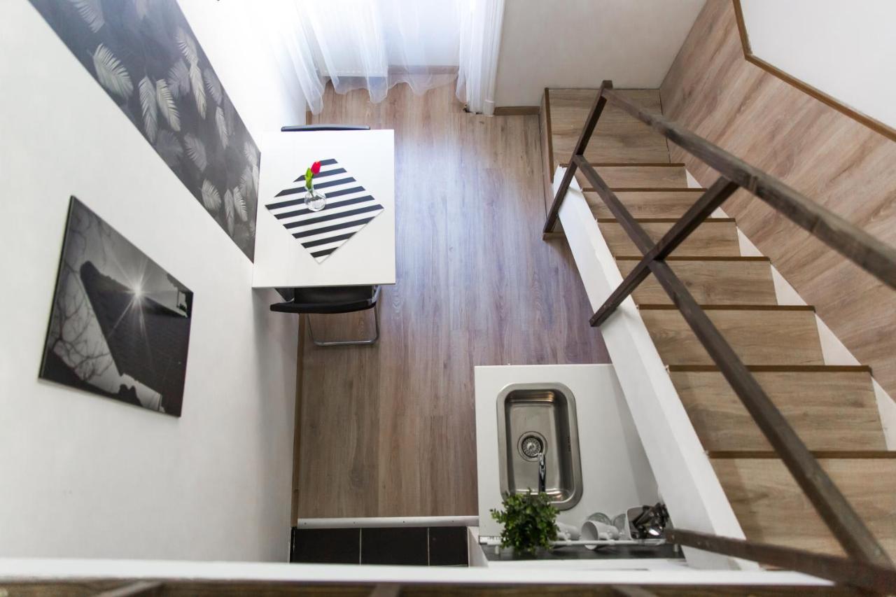 Central Budget Lofts Appartement Boedapest Buitenkant foto